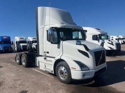 New 2024 Volvo VNR64T300 Day Cab in Phoenix Arizona