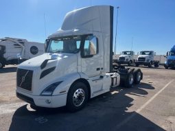 New 2024 Volvo VNR64T300 Day Cab in Phoenix Arizona