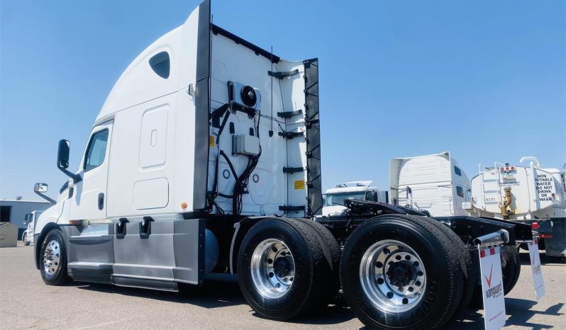 
								Used 2020 Freightliner Cascadia 126 Sleeper in Phoenix Arizona full									