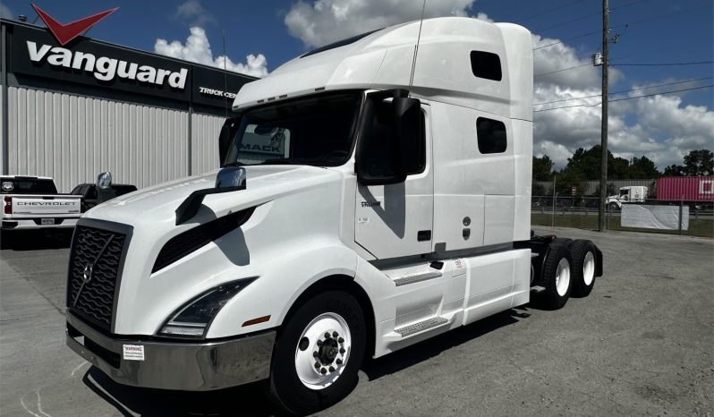 
								Used 2020 Volvo VNL64T760 Sleeper in Savannah Georgia full									