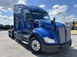 Used 2021 Kenworth T680 Sleeper in Austin Texas