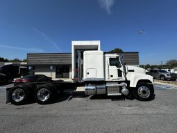 Used 2015 Mack PINNACLE CHU613 Sleeper in Atlanta Georgia