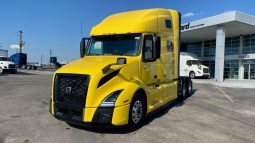 New 2025 Volvo VNL64T760 Sleeper in Austin Texas