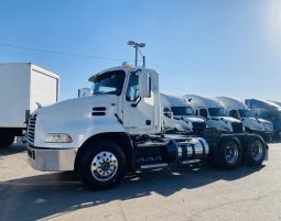 Used 2018 Mack PINNACLE CXU613 Day Cab in Phoenix Arizona