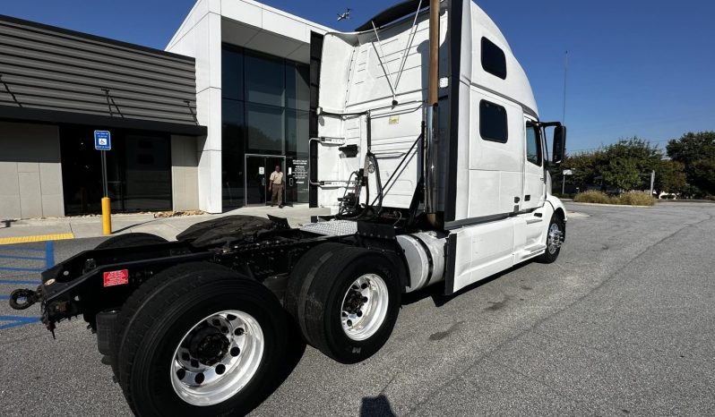 
								Used 2020 Volvo VNL64T860 Sleeper in Atlanta Georgia full									