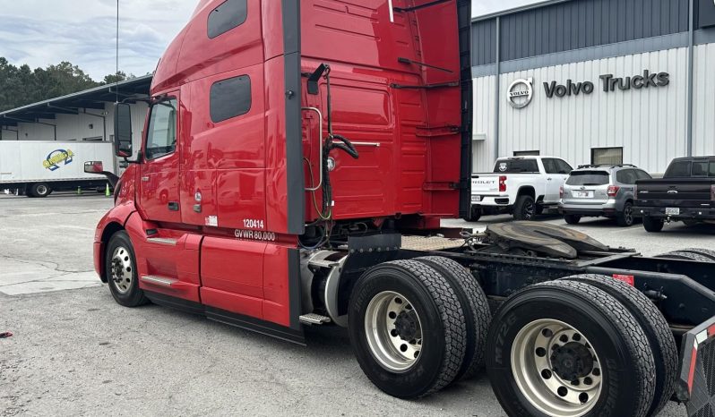 
								Used 2020 Volvo VNL64T760 Sleeper in Savannah Georgia full									