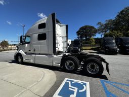 Used 2023 Volvo VNL64T860 Sleeper in Atlanta Georgia