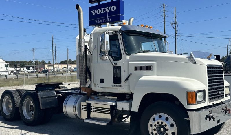 
								Used 2018 Mack PINNACLE CHU613 Day Cab in Savannah Georgia full									