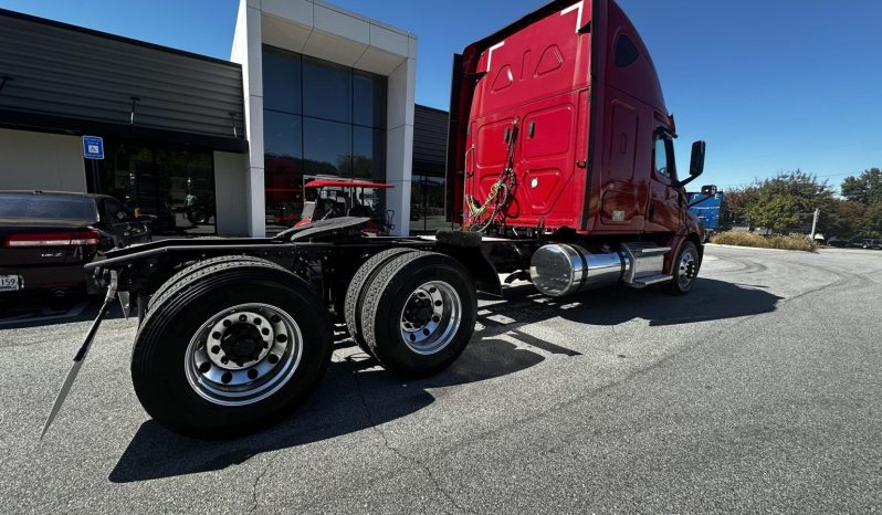 
								Used 2020 Freightliner Cascadia 126 Sleeper in Atlanta Georgia full									