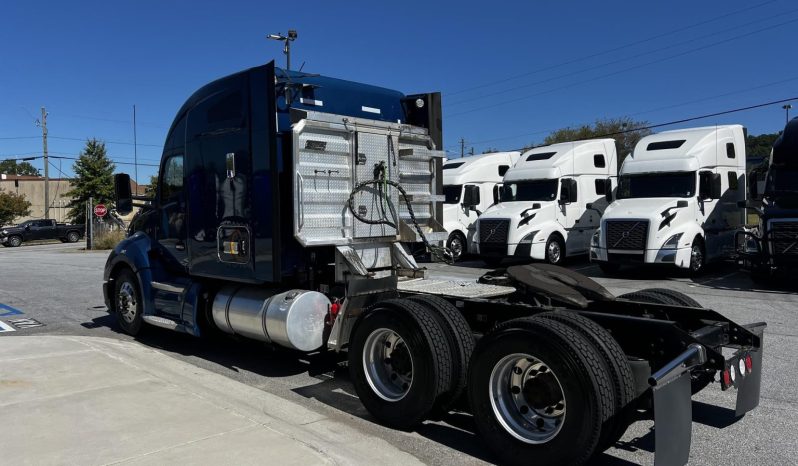 
								Used 2020 Kenworth T680 Sleeper in Atlanta Georgia full									