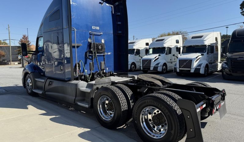 
								Used 2021 Kenworth T680 Sleeper in Atlanta Georgia full									