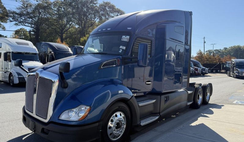 
								Used 2021 Kenworth T680 Sleeper in Atlanta Georgia full									