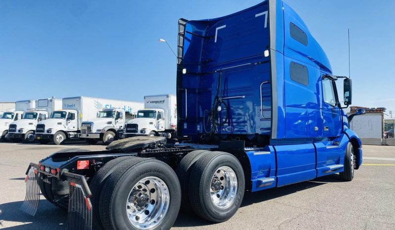 
								Used 2020 Volvo VNL64T760 Sleeper in Phoenix Arizona full									