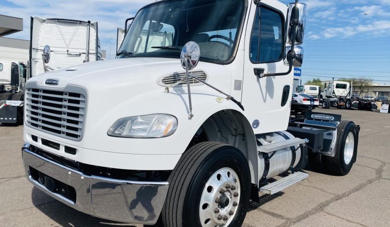 
								Used 2016 Freightliner M2 106 Day Cab in Phoenix Arizona full									