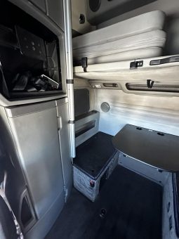 Used 2022 Volvo VNL64T860 Sleeper in Atlanta Georgia