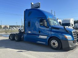 Used 2019 Freightliner Cascadia 126 Sleeper in Savannah Georgia