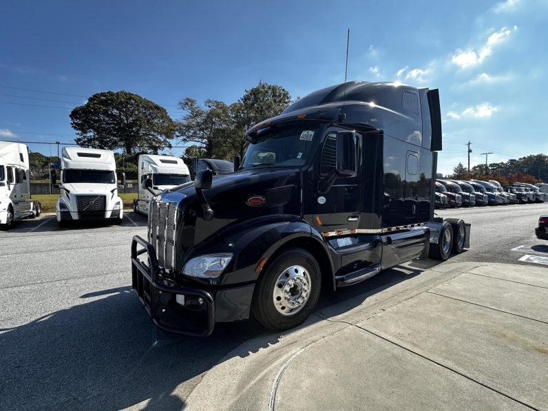 
								Used 2020 Peterbilt 579 Sleeper in Atlanta Georgia full									