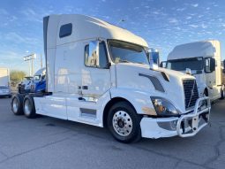 Used 2016 Volvo VNL42670 Sleeper in Phoenix Arizona