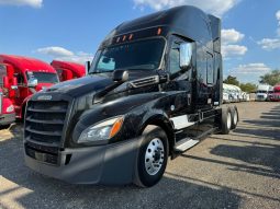 Used 2019 Freightliner Cascadia Sleeper in Von Ormy, Texas