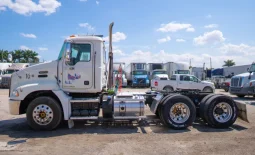 Used 2011 Mack Pinnacle CXU612 Day Cab in Hialeah, Florida