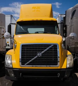 Used 2012 Volvo Day Cab in Hialeah, Florida