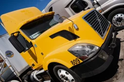 Used 2012 Volvo Day Cab in Hialeah, Florida