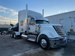 Used 2016 International LONE STAR Sleeper in Hialeah, Florida