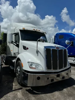 Used 2017 Peterbilt 579 Sleeper near Hialeah, Florida