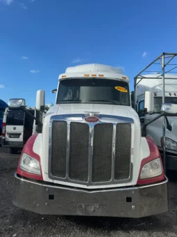 Used 2017 Peterbilt 579 Sleeper near Hialeah, Florida