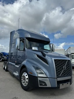 Used 2018 Volvo VNL760 Sleeper near Hialeah, Florida