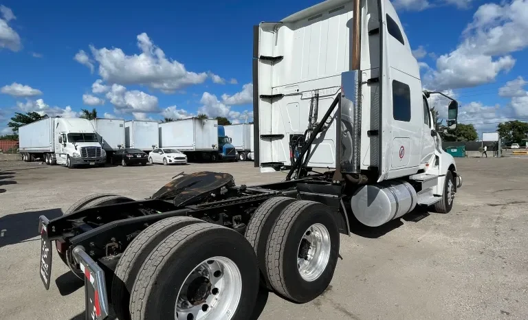 
								Used 2018 International Prostar Sleeper in Hialeah, Florida full									