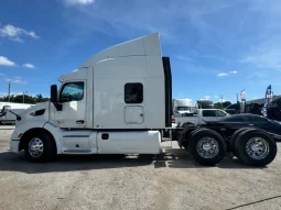 Used 2019 Peterbilt 579 Sleeper near Hialeah, Florida