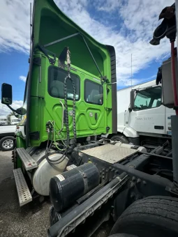 Used 2018 Freightliner Cascadia Day Cab near Hialeah, Florida