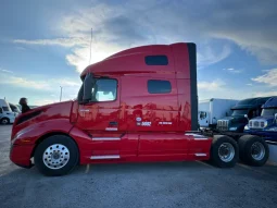 Used 2019 Volvo VNL760 Sleeper near Hialeah, Florida