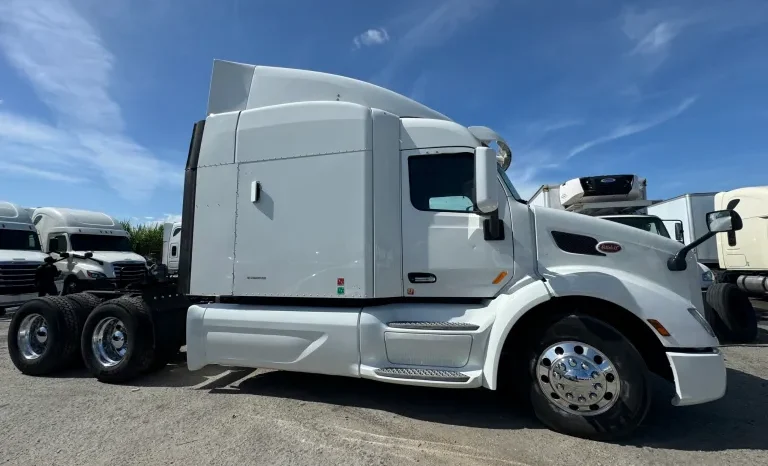 
								Used 2019 Peterbilt 579 Sleeper near Hialeah, Florida full									