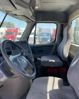 Used 2013 Freightliner Cascadia Day Cab in Hialeah, Florida