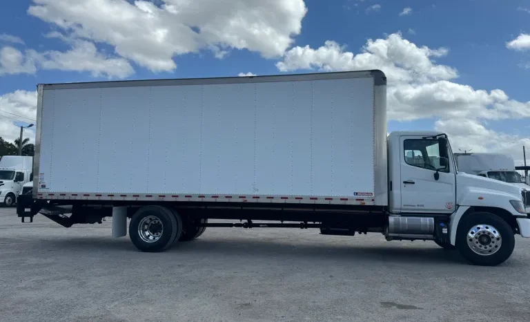 
								Used 2018 Hino Box Box Truck near Hialeah, Florida full									