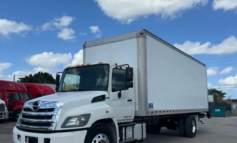 
								Used 2018 Hino Box Box Truck near Hialeah, Florida full									