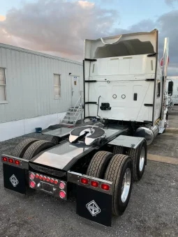 Used 2016 International LONE STAR Sleeper in Hialeah, Florida