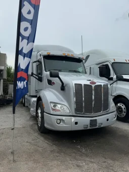 Used 2019 Peterbilt 579 Sleeper near Hialeah, Florida