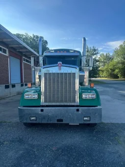 Used 2024 Kenworth W900 Sleeper near Hialeah, Florida