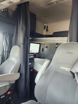 Used 2016 International LONE STAR Sleeper in Hialeah, Florida