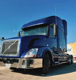 Used 2016 Volvo VNL780 Sleeper in Hialeah, Florida