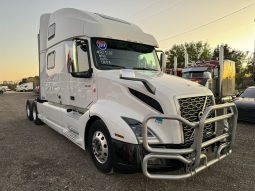 Used 2019 Volvo VNL64T860 Sleeper in Von Ormy, Texas