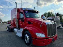 Used 2018 Peterbilt 579 Sleeper in Von Ormy, Texas