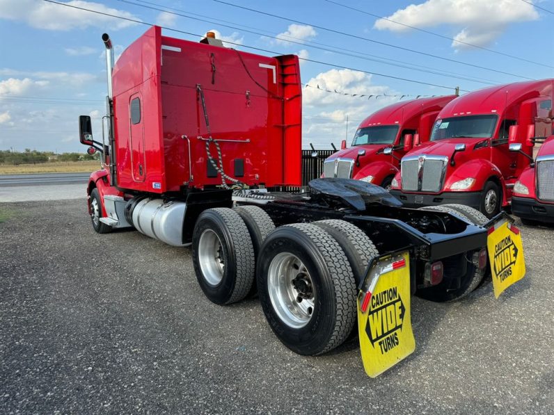 
								Used 2018 Peterbilt 579 Sleeper in Von Ormy, Texas full									