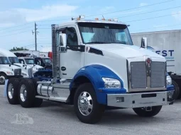 New 2025 Kenworth T880 Day Cab in Naples, Florida