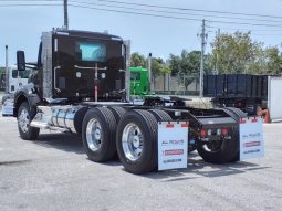 New 2025 Kenworth T880 Day Cab in Naples, Florida