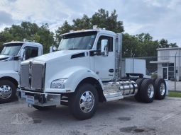 New 2025 Kenworth T880 Day Cab in Naples, Florida