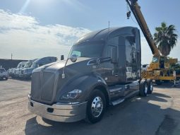 Used 2014 Kenworth T680 Sleeper in Alamo, Texas